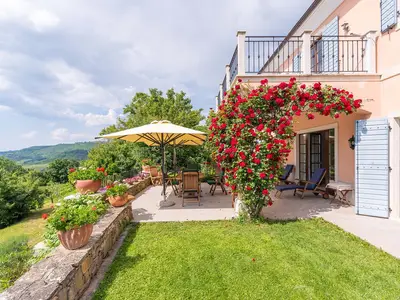 Villa für 13 Personen (420 m²) in Merišće 6/10