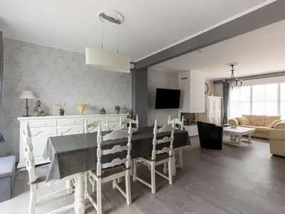 DiningRoom