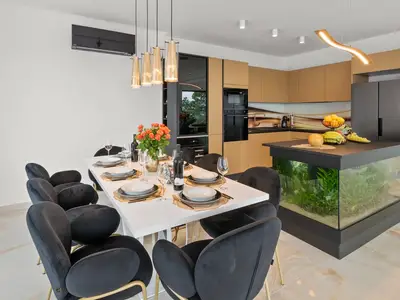 Kitchen and dining area of Villa Gabi