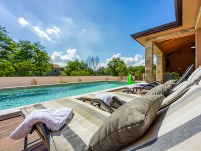 Villa für 8 Personen (160 m²) in Modrušani 2/10