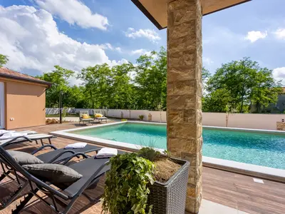 Villa für 8 Personen (160 m²) in Modrušani 10/10