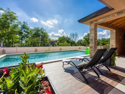 Villa für 8 Personen (160 m²) in Modrušani 9/10