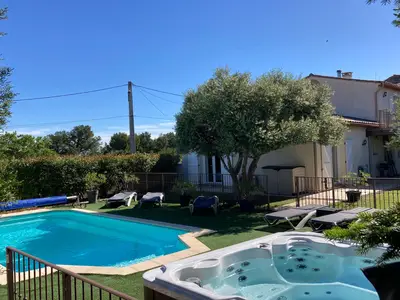 PoolOfHouse