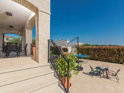 Villa für 8 Personen (232 m²) in Montižana 8/10