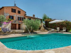 Villa für 12 Personen (330 m²) in Montone