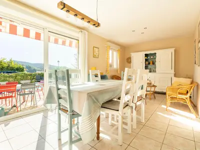 DiningRoom