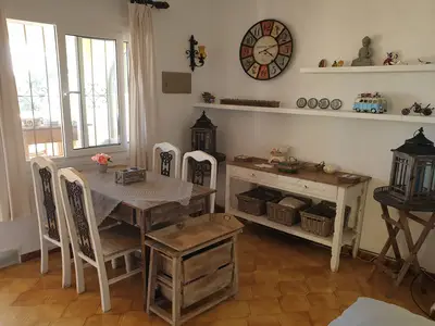 DiningRoom