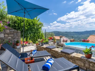 Villa für 8 Personen (200 m²) in Motovun 1/10