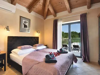 Villa für 7 Personen (180 m²) in Muntić 7/10
