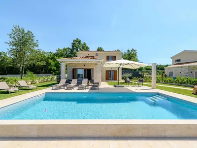 Villa für 6 Personen (135 m²) in Muntrilj 1/10