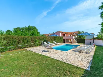 Villa für 10 Personen (120 m²) in Muntrilj 3/10