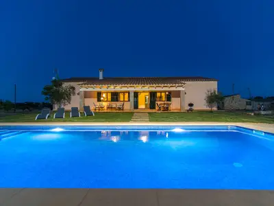 PoolOfHouse
