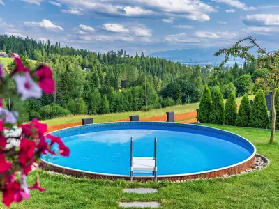 PoolOfHouse