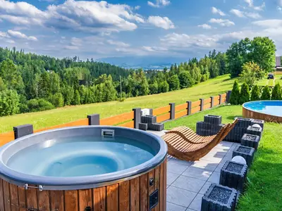 PoolOfHouse