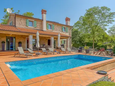 Villa für 8 Personen (240 m²) in Nedeščina 1/10