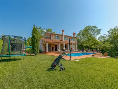 Villa für 8 Personen (240 m²) in Nedeščina 2/10