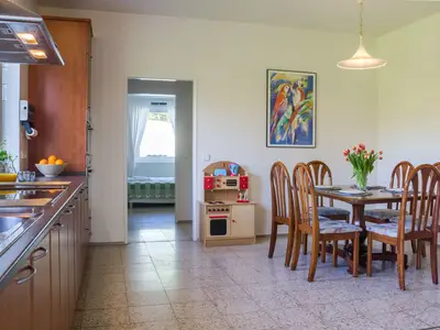DiningRoom