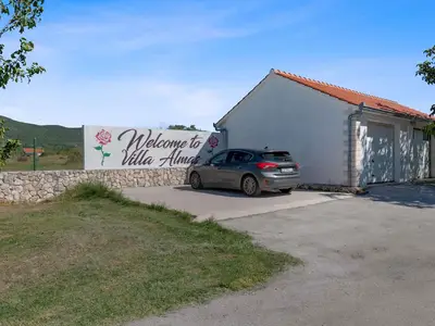 Villa für 10 Personen (280 m²) in Neorić 10/10