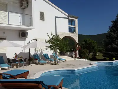 Villa für 12 Personen (280 m²) in Neorić 4/10