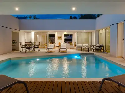 Villa Island Pearl: Eine atemberaubende Oase des Luxus und der Ruhe auf der Insel Brač