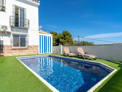 PoolOfHouse