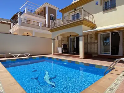 PoolOfHouse