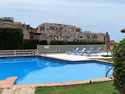 PoolOfHouse