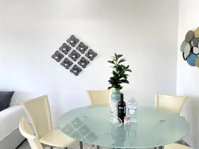 DiningRoom