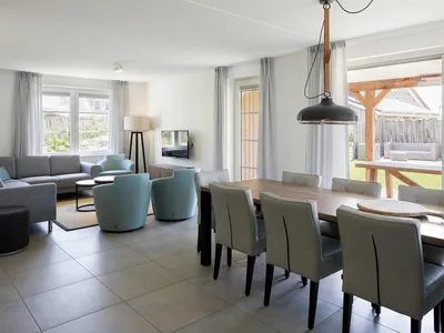 DiningRoom