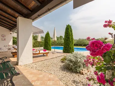 Villa für 8 Personen (198 m²) in Nova Vas 10/10