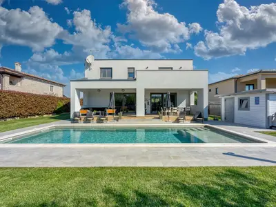 Villa für 10 Personen (250 m²) in Nova Vas 9/10