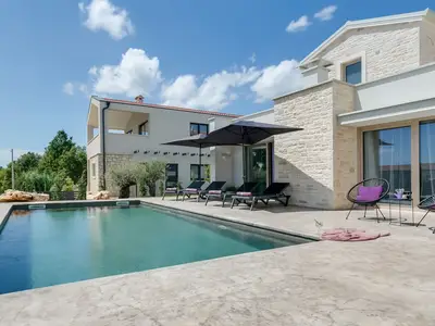 Villa für 6 Personen (100 m²) in Nova Vas 8/10