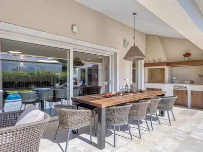 Villa für 8 Personen (224 m²) in Nova Vas 9/10