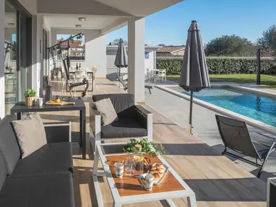 Villa für 10 Personen (250 m²) in Nova Vas 7/10