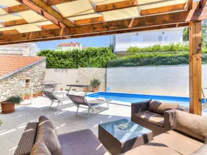 Villa für 10 Personen (245 m²) in Novi Vinodolski