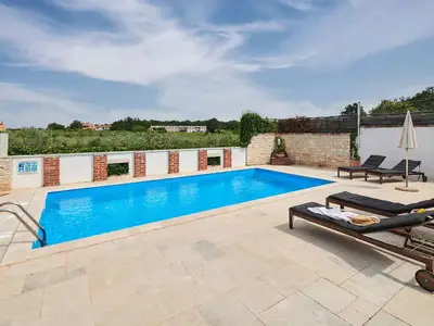 Villa für 8 Personen (200 m²) in Novigrad 4/10