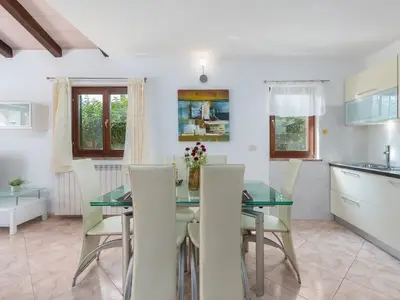 Villa für 8 Personen (120 m²) in Novigrad 10/10