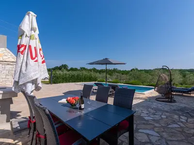 Villa für 4 Personen (100 m²) in Novigrad 4/10