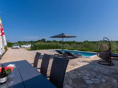Villa für 4 Personen (100 m²) in Novigrad 5/10