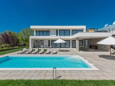 Villa für 8 Personen (220 m²) in Novigrad 5/10