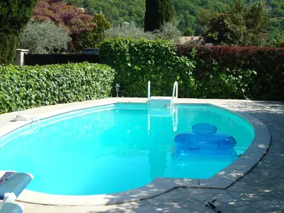 PoolOfHouse