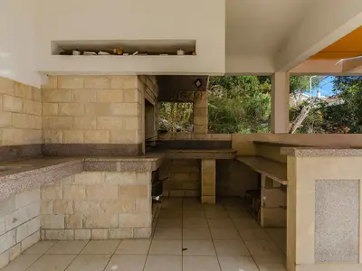 Villa für 9 Personen (250 m²) in Okrug Gornji 8/10