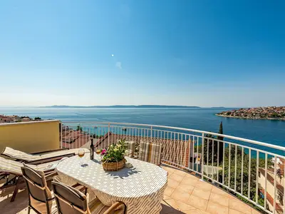 Villa für 12 Personen (180 m²) in Okrug Gornji 7/10