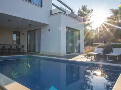 Villa für 11 Personen (250 m²) in Okrug Gornji 5/10