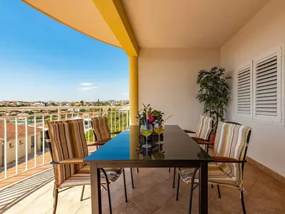 Villa für 12 Personen (180 m²) in Okrug Gornji 10/10