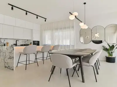 DiningRoom