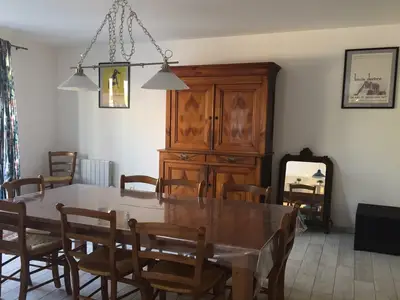 DiningRoom
