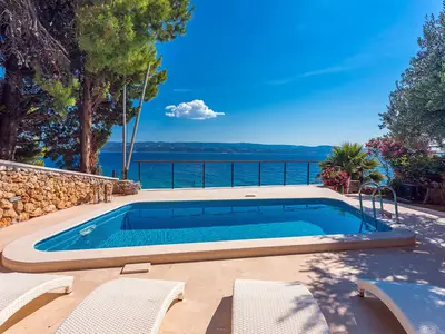 Neu! Strandvilla Casa Ahoi mit 2 Schlafzimmern, beheiztem Pool und herrlichem Meerblick