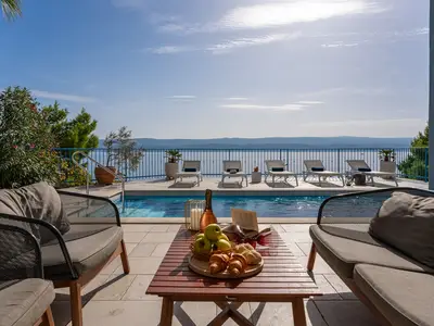 Villa Azzurro eignet sich gut für Paare, Alleinreisende, Geschäftsreisende und Familien