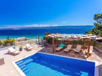 Villa Matan - privater 28m2 Pool, 5 Schlafzimmer, 6 Badezimmer, 10 Personen MAX